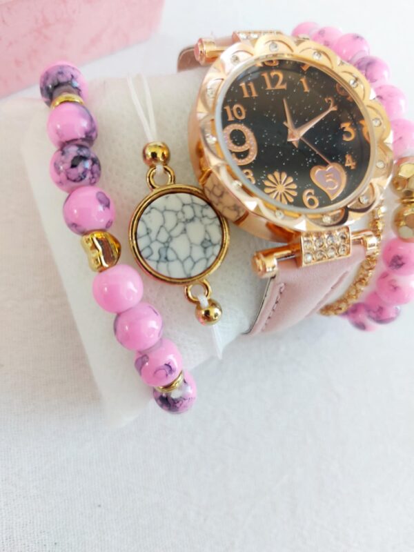 Reloj en cajita con accesorios - Imagen 9