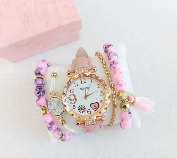 Reloj en cajita con accesorios - Imagen 14