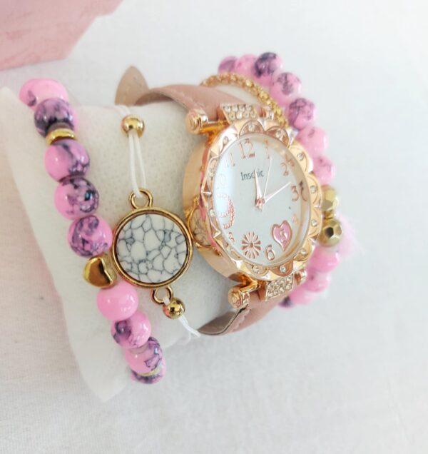 Reloj en cajita con accesorios - Imagen 15
