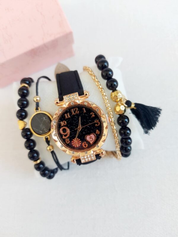 Reloj en cajita con accesorios - Imagen 5