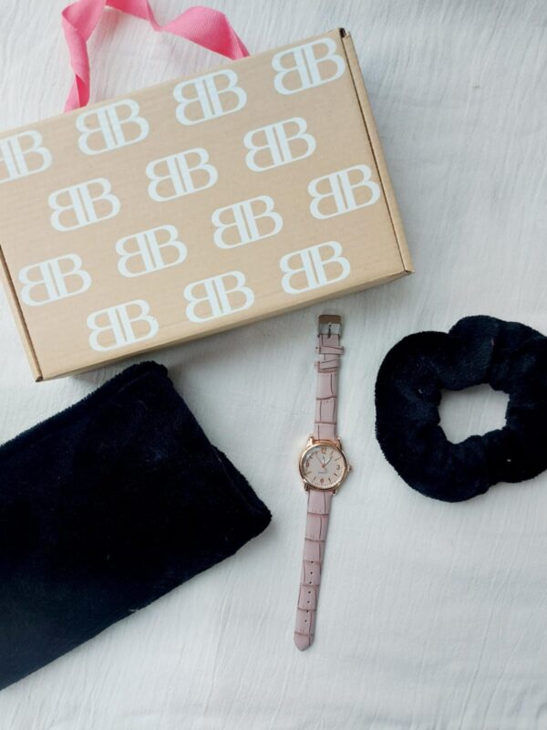 Box con cuello polar + scrunchie+ reloj - Imagen 7