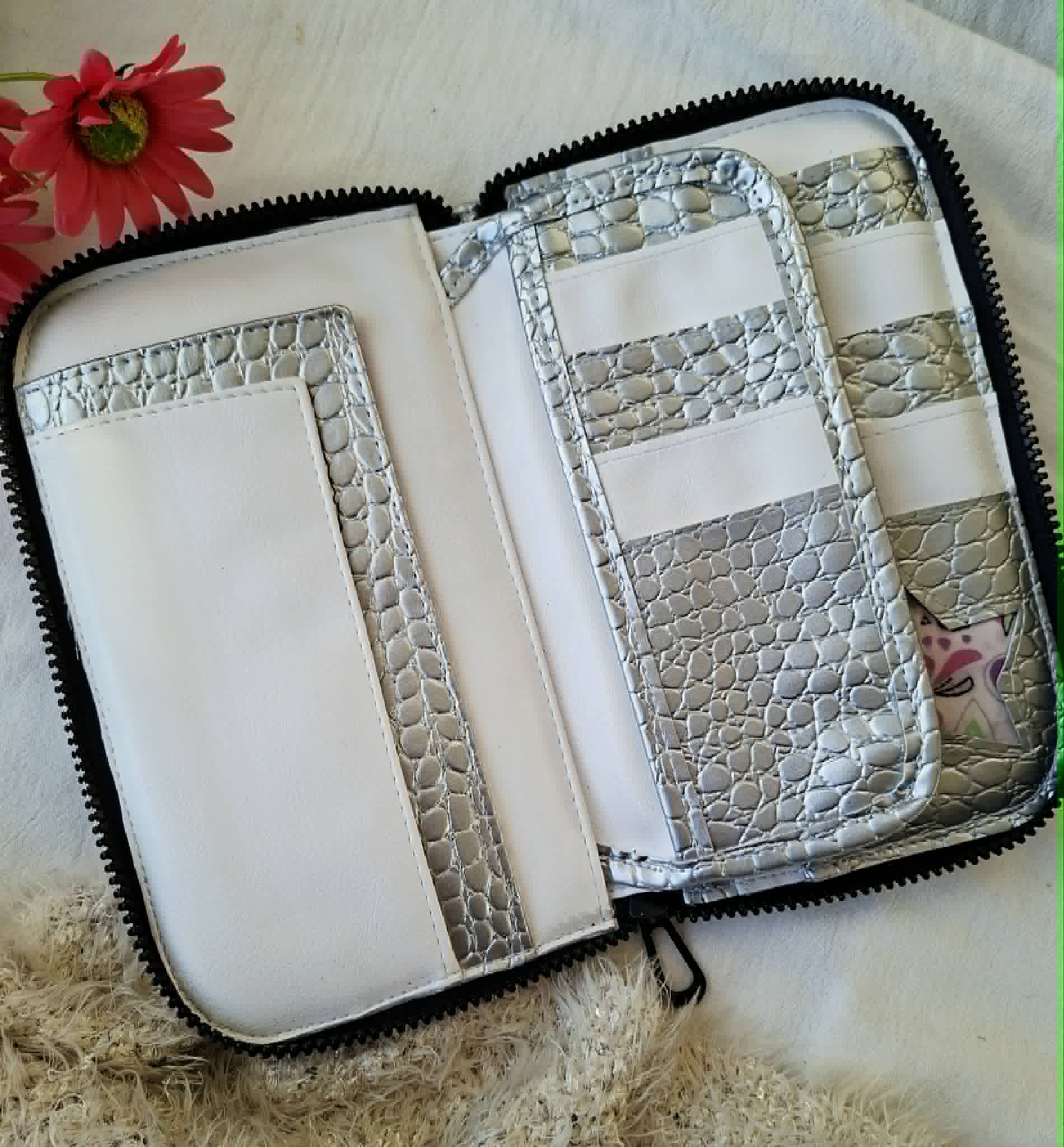 Maxi billetera puffer - Imagen 6